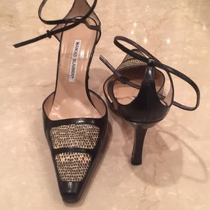 Manolo Blahnik Shoes - AUTHENTIC MANOLO BLAHNIK Manolo Blahnik Shoes - AUTHENTIC MANOLO BLAHNIK